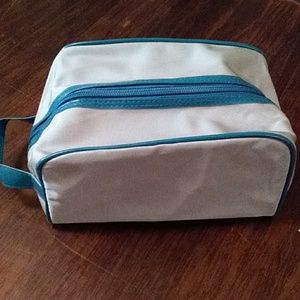 Avon toiletry bag for men women travel vacation